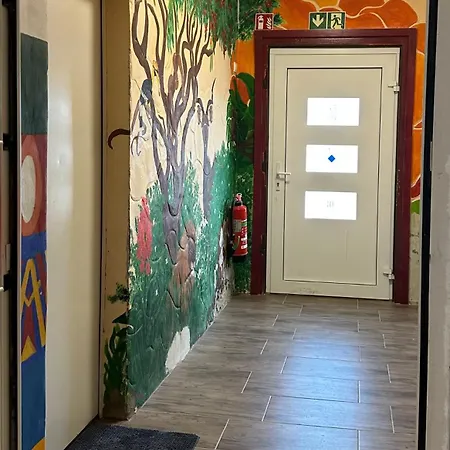 Apartamento Monteur & Ferien 2 *